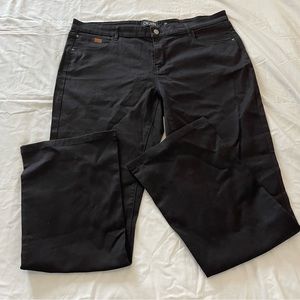 New OLGYN black pants size 16W